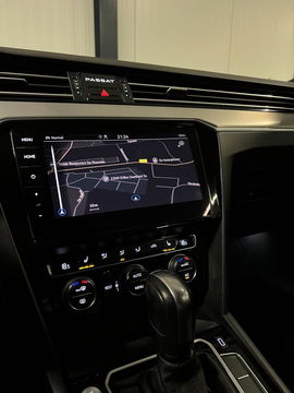 Volkswagen Passat 1.5 TSI 150PK R-line Virtual Trekhaak NAP