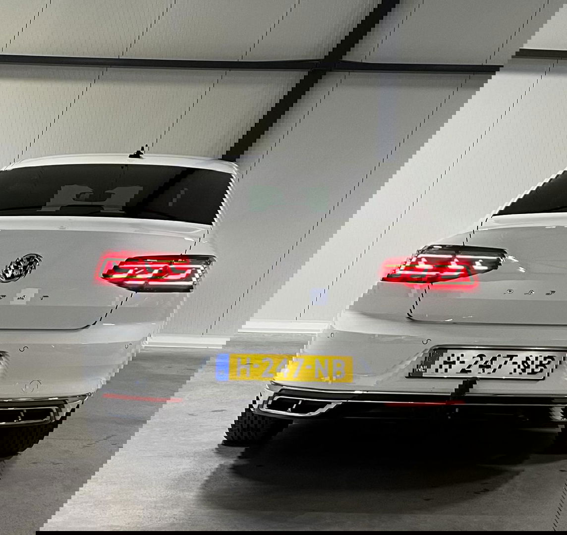 Volkswagen Passat 1.5 TSI 150PK R-line Virtual Trekhaak NAP