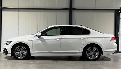 Volkswagen Passat 1.5 TSI 150PK R-line Virtual Trekhaak NAP