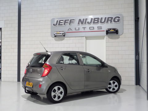 Kia Picanto 1.0 CVVT ISG Comfort Pack "Origineel NL!" Airco Trekhaak Bluetooth Elektrische ramen 4-Seizoenen banden