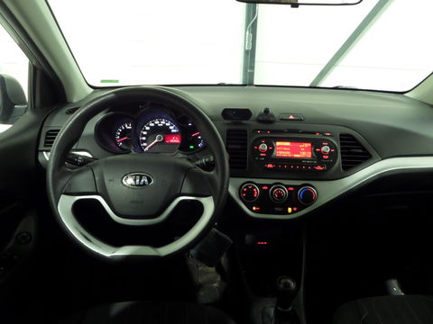 Kia Picanto 1.0 CVVT ISG Comfort Pack "Origineel NL!" Airco Trekhaak Bluetooth Elektrische ramen 4-Seizoenen banden