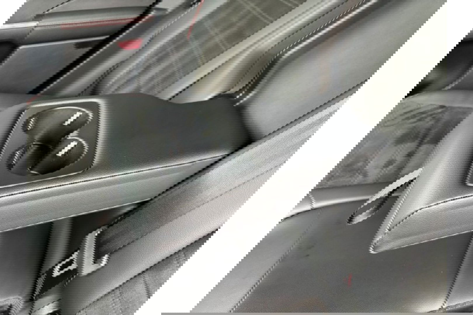 Ford Kuga 2.5 PHEV 225PK ST-LINE X AUTOMAAT NAVI PDC-CAMERA.