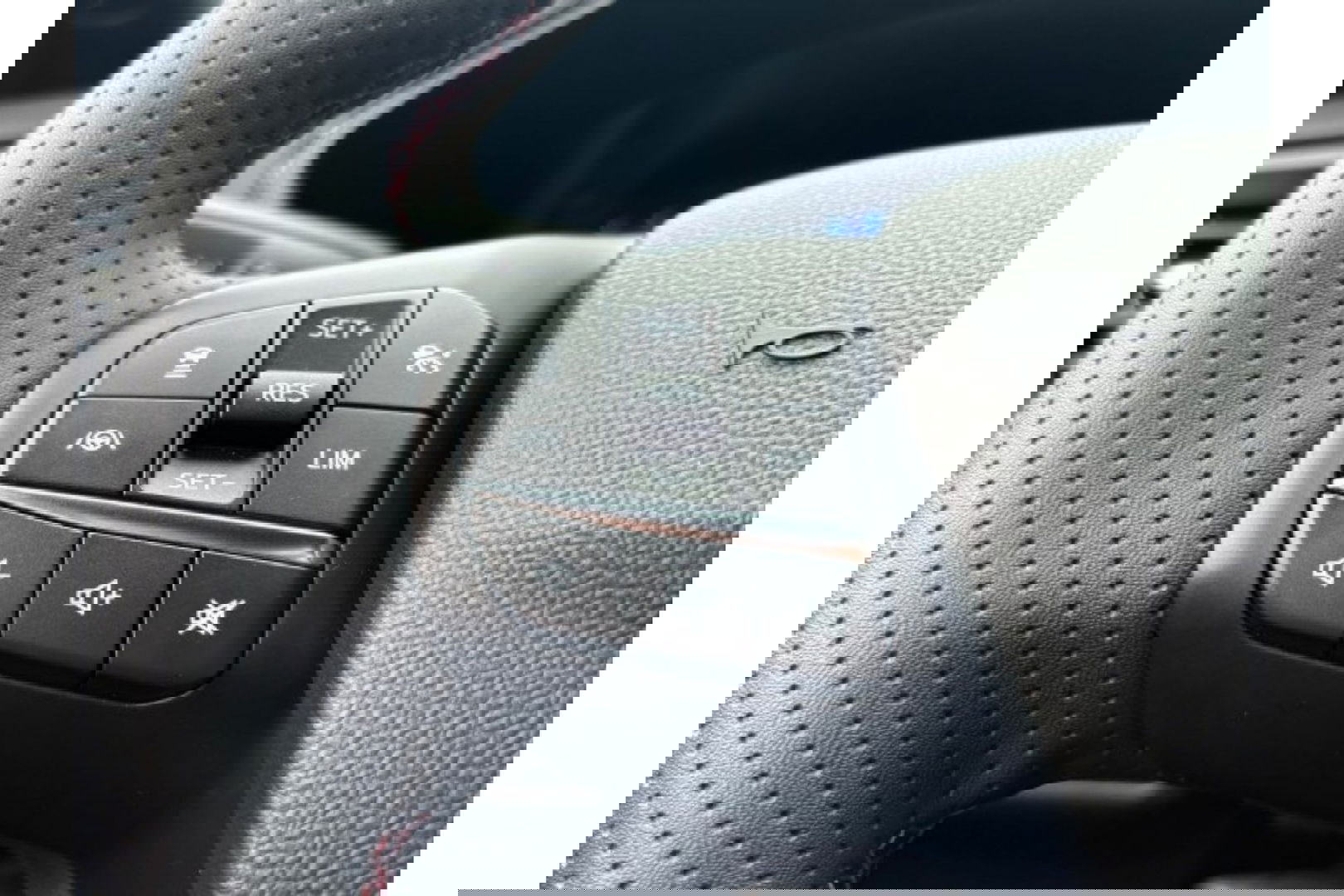 Ford Kuga 2.5 PHEV 225PK ST-LINE X AUTOMAAT NAVI PDC-CAMERA.