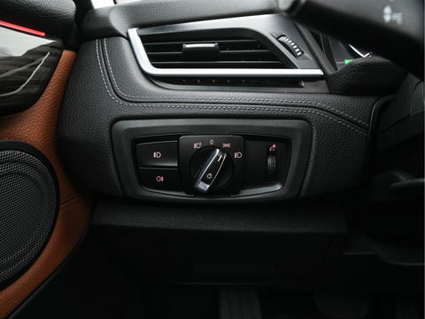 BMW 2 Serie Active Tourer 225xe iPerformance Centennial High Executive Aut. *PANO | HEAD-UP | FULL-LEATHER | FULL-LED | HARMAN/KARDON | KEYLESS | NAVI-FULLMAP | ECC | PDC | CRUISE | 18''ALU*