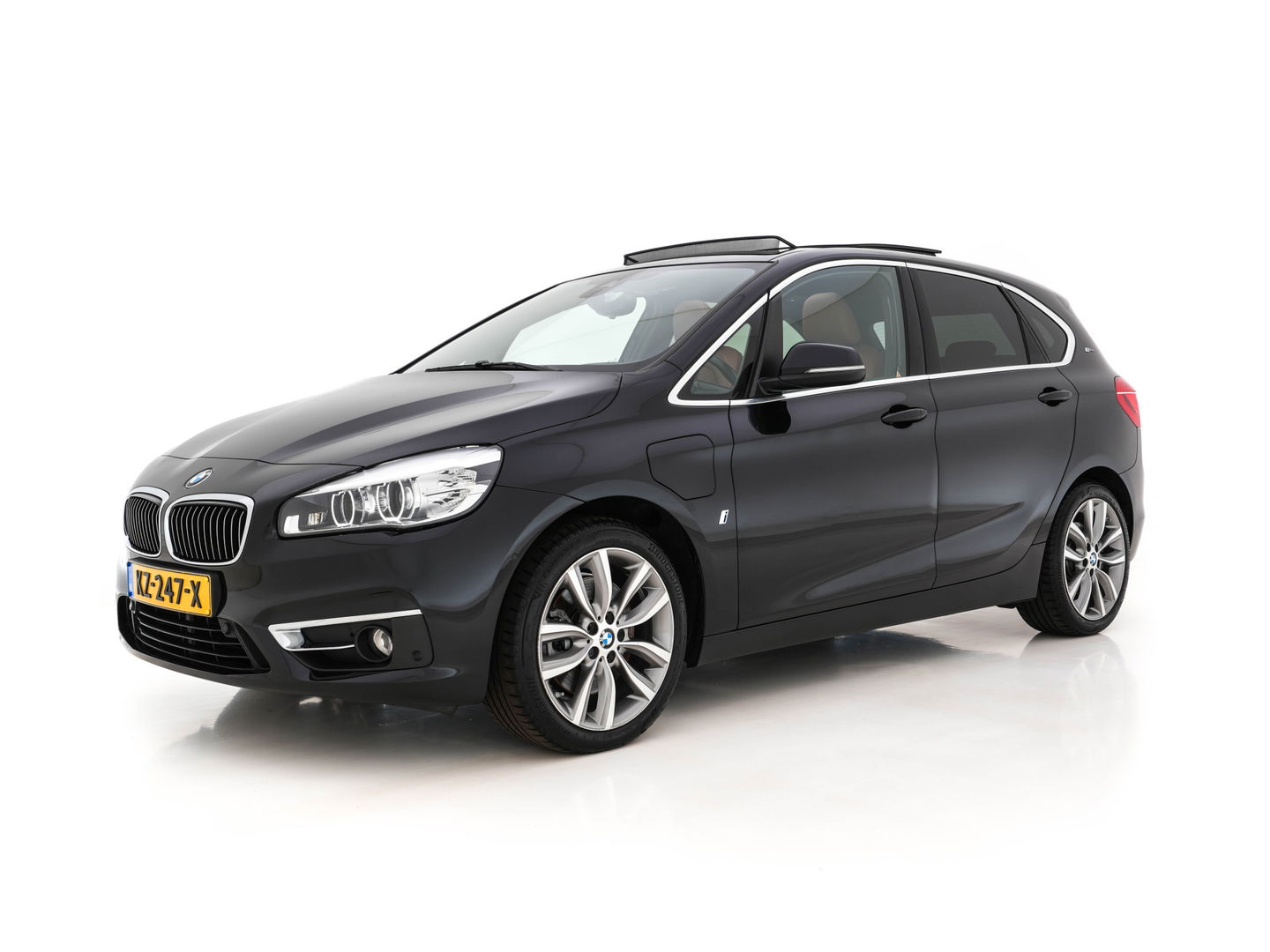 BMW 2 Serie Active Tourer 225xe iPerformance Centennial High Executive Aut. *PANO | HEAD-UP | FULL-LEATHER | FULL-LED | HARMAN/KARDON | KEYLESS | NAVI-FULLMAP | ECC | PDC | CRUISE | 18''ALU*
