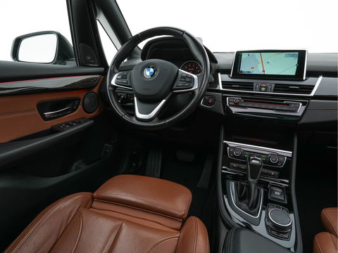 BMW 2 Serie Active Tourer 225xe iPerformance Centennial High Executive Aut. *PANO | HEAD-UP | FULL-LEATHER | FULL-LED | HARMAN/KARDON | KEYLESS | NAVI-FULLMAP | ECC | PDC | CRUISE | 18''ALU*