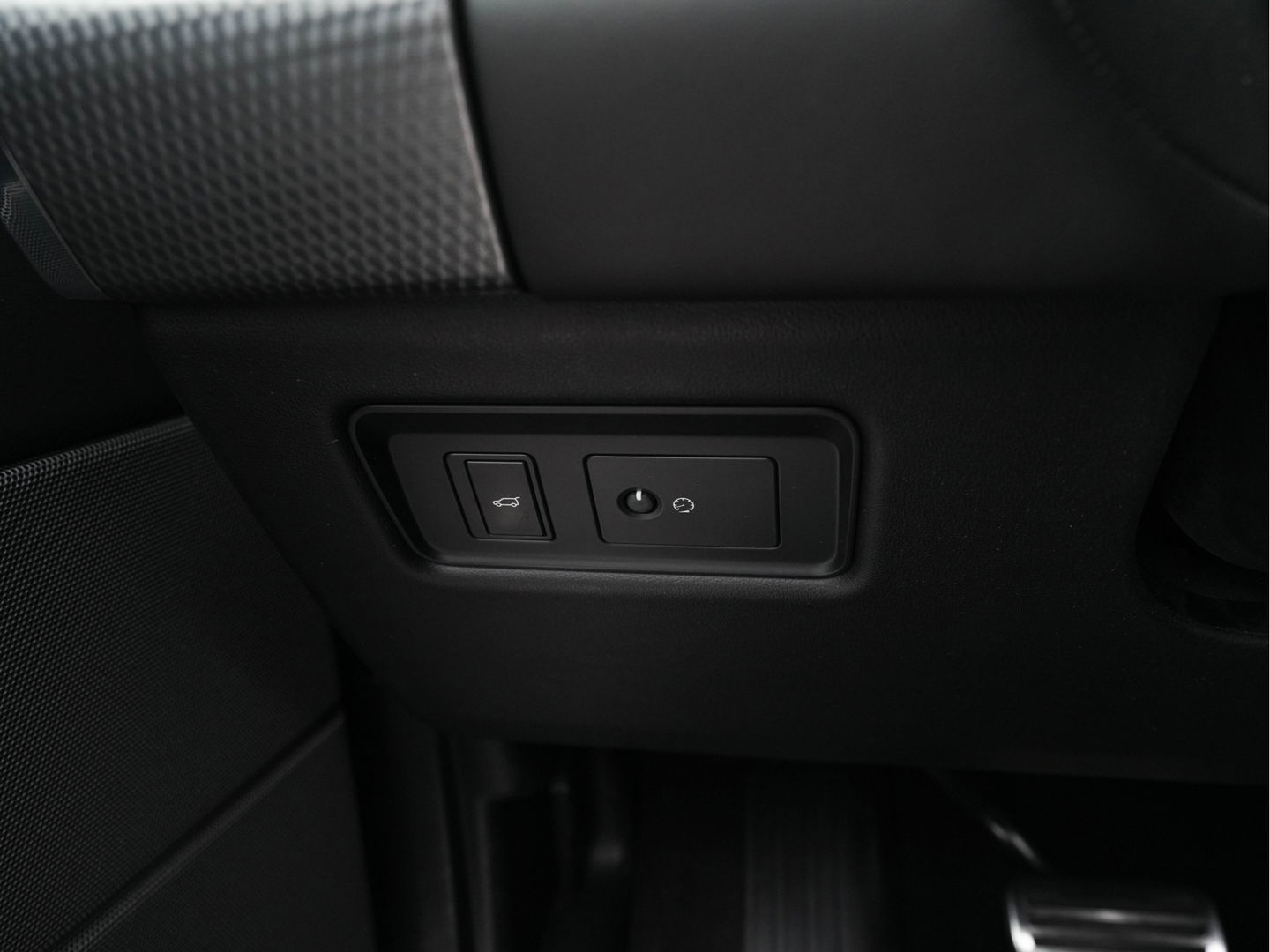 Land Rover Range Rover Sport 3.0 P400 MHEV HST (INCL-BTW) *PANO | HEAD-UP | FULL-LED | LUXURY-LEATHER | MERIDIAN-SOUND | MEMORY-PACK | COMFORT-SEATS | DIGI-COCKPIT | AIR-SUSPENSION | CAMERA | NAVI-FULLMAP |  22''ALU*