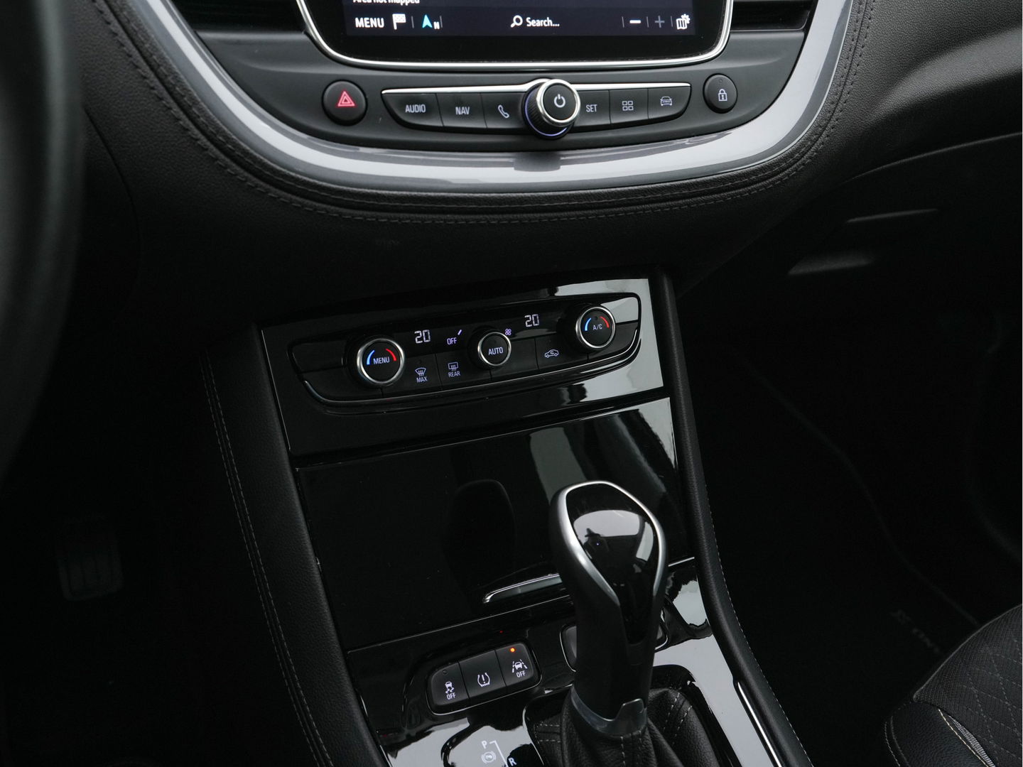 Opel Grandland X 1.2 Turbo Business Executive Aut. *1/2LEATHER | FULL-LED | NAVI-FULLMAP | BLIND-SPOT | KEYLESS | CAMERA | COMORT-SEATS | DAB+ | 17''ALU | TOWBAR*
