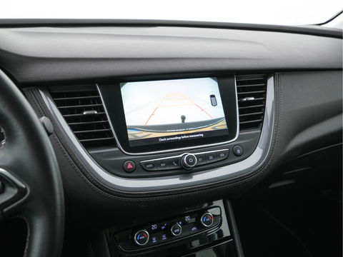 Opel Grandland X 1.2 Turbo Business Executive Aut. *1/2LEATHER | FULL-LED | NAVI-FULLMAP | BLIND-SPOT | KEYLESS | CAMERA | COMORT-SEATS | DAB+ | 17''ALU | TOWBAR*