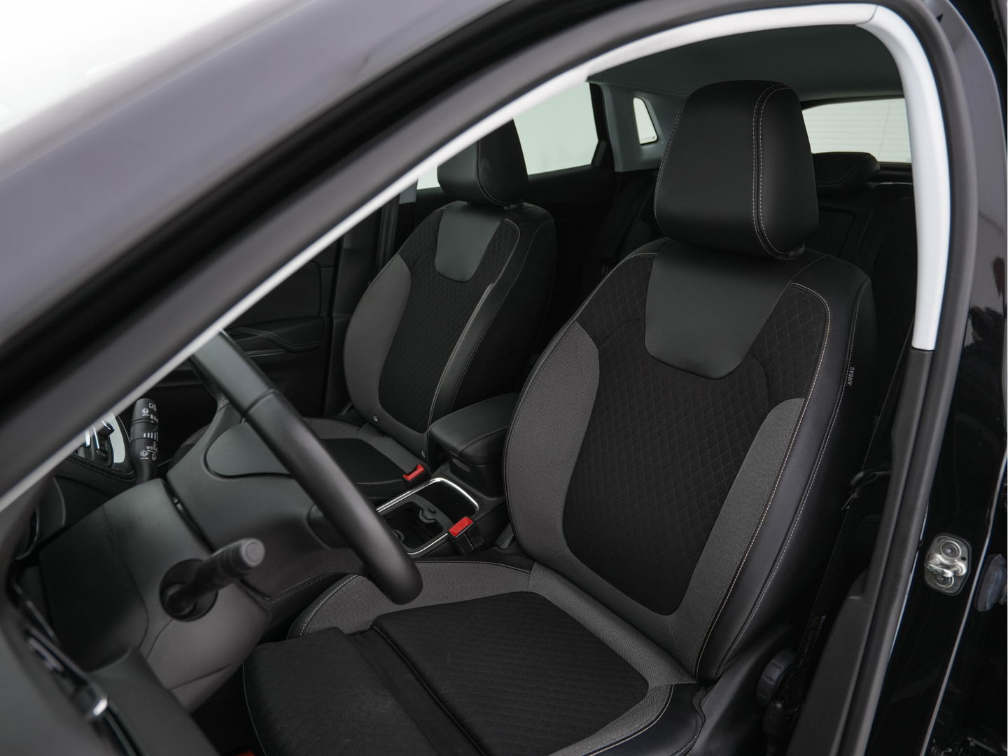 Opel Grandland X 1.2 Turbo Business Executive Aut. *1/2LEATHER | FULL-LED | NAVI-FULLMAP | BLIND-SPOT | KEYLESS | CAMERA | COMORT-SEATS | DAB+ | 17''ALU | TOWBAR*