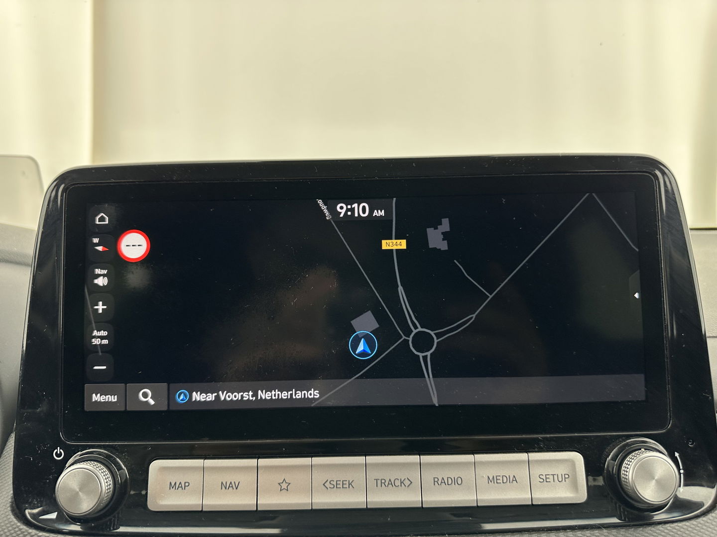 Hyundai KONA EV Premium 64 kWh [ 3-Fase ] (INCL-BTW) *FULL-LEATHER | KRELL-AUDIO | HEAD-UP | FULL-LED | NAVI-FULLMAP | DAB | ADAPT.CRUISE | KEYLESS | CAMERA | BLIND-SPOT | LANE-ASSIST | DIGI-COCKPIT | COMFORT-SEATS | 17''ALU*