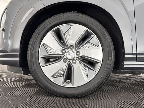 Hyundai KONA EV Premium 64 kWh [ 3-Fase ] (INCL-BTW) *FULL-LEATHER | KRELL-AUDIO | HEAD-UP | FULL-LED | NAVI-FULLMAP | DAB | ADAPT.CRUISE | KEYLESS | CAMERA | BLIND-SPOT | LANE-ASSIST | DIGI-COCKPIT | COMFORT-SEATS | 17''ALU*