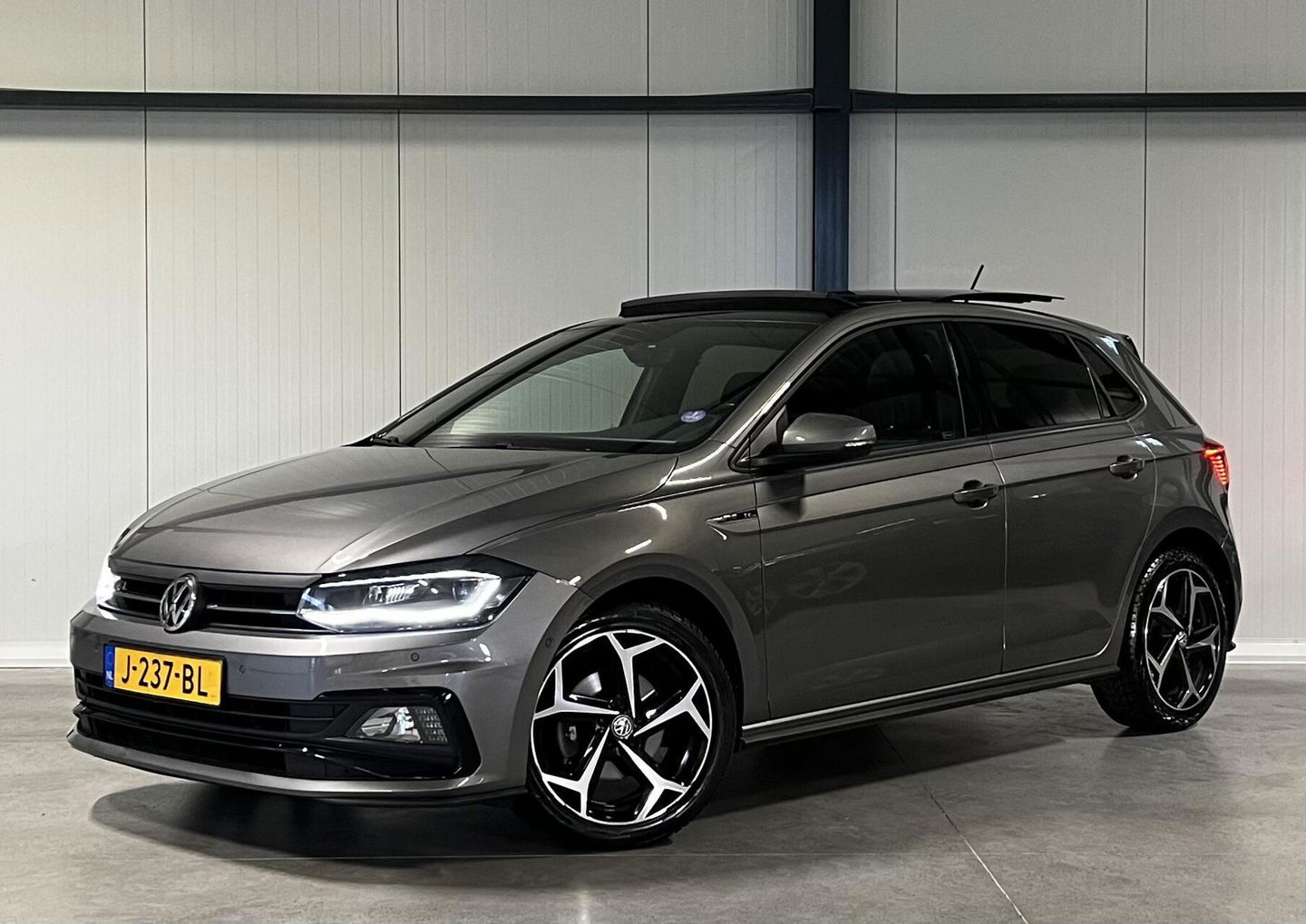 Volkswagen Polo 1.0 TSI 116PK 2X R-line Pano Virtual Carplay