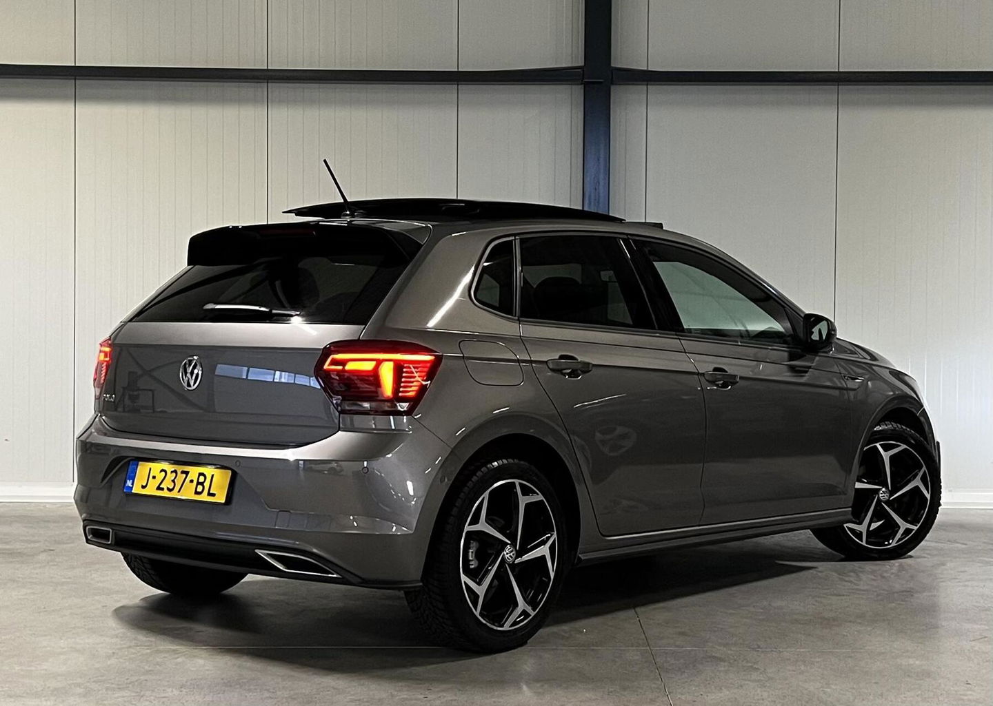 Volkswagen Polo 1.0 TSI 116PK 2X R-line Pano Virtual Carplay