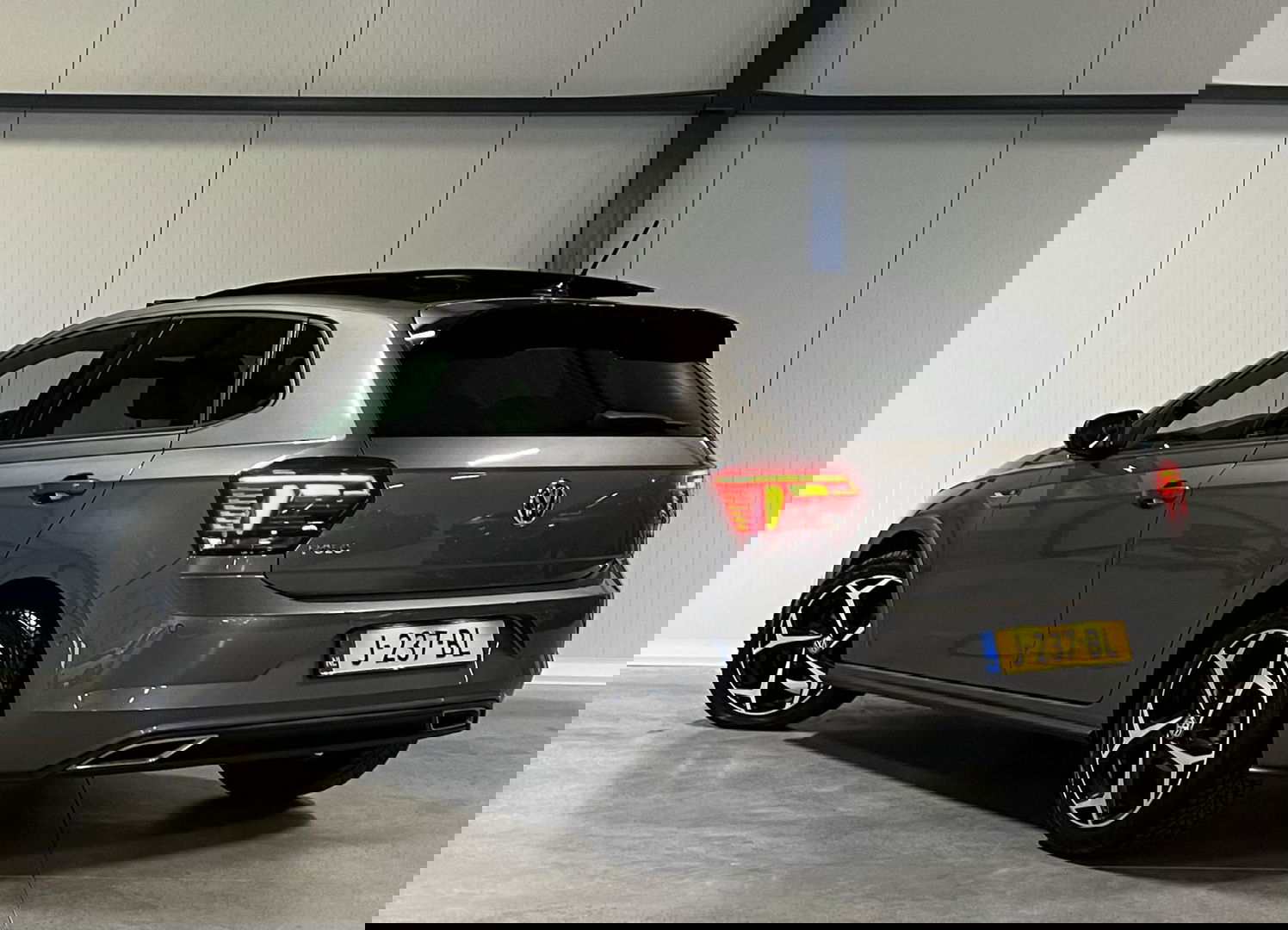 Volkswagen Polo 1.0 TSI 116PK 2X R-line Pano Virtual Carplay