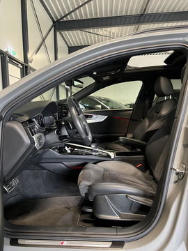 Audi A4 Avant 40 TFSI 3x S-line Pano Virtual Trekhaak Black