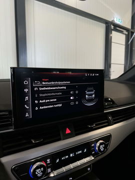 Audi A4 Avant 40 TFSI 3x S-line Pano Virtual Trekhaak Black