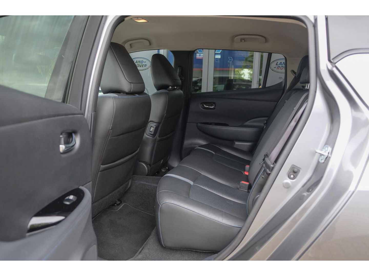 Nissan Leaf Tekna 150pk 40 kWh Leder 360 camera Bose audio MARGE Carplay Stoelverwarming voor+achter DAB