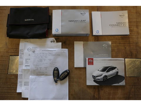 Nissan Leaf Tekna 150pk 40 kWh Leder 360 camera Bose audio MARGE Carplay Stoelverwarming voor+achter DAB