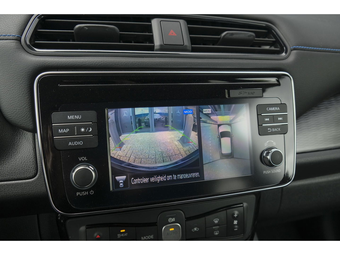 Nissan Leaf Tekna 150pk 40 kWh Leder 360 camera Bose audio MARGE Carplay Stoelverwarming voor+achter DAB