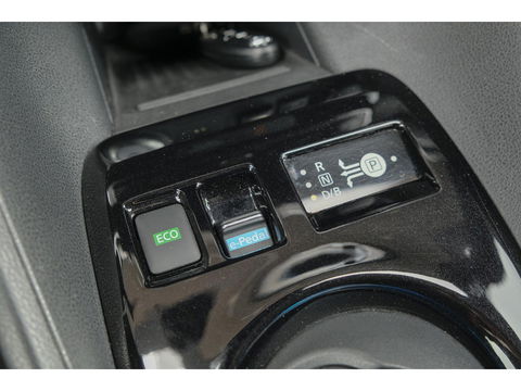 Nissan Leaf Tekna 150pk 40 kWh Leder 360 camera Bose audio MARGE Carplay Stoelverwarming voor+achter DAB