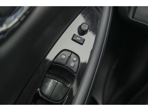 Nissan Leaf Tekna 150pk 40 kWh Leder 360 camera Bose audio MARGE Carplay Stoelverwarming voor+achter DAB