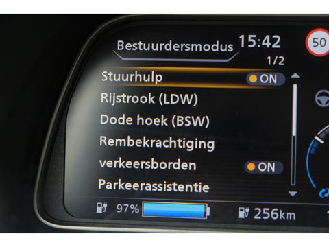 Nissan Leaf Tekna 150pk 40 kWh Leder 360 camera Bose audio MARGE Carplay Stoelverwarming voor+achter DAB