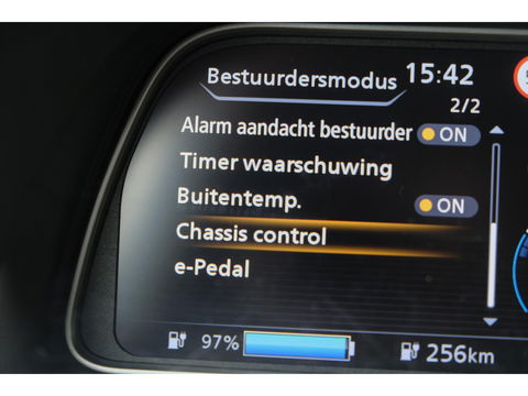 Nissan Leaf Tekna 150pk 40 kWh Leder 360 camera Bose audio MARGE Carplay Stoelverwarming voor+achter DAB