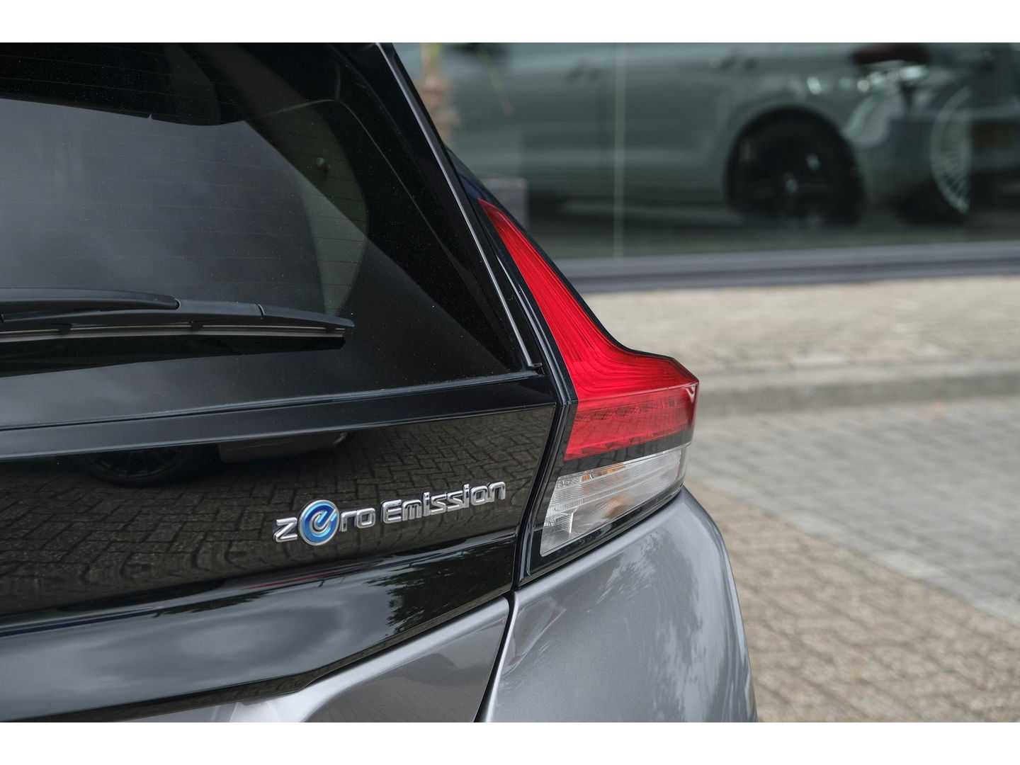 Nissan Leaf Tekna 150pk 40 kWh Leder 360 camera Bose audio MARGE Carplay Stoelverwarming voor+achter DAB