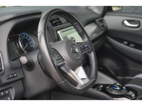 Nissan Leaf Tekna 150pk 40 kWh Leder 360 camera Bose audio MARGE Carplay Stoelverwarming voor+achter DAB