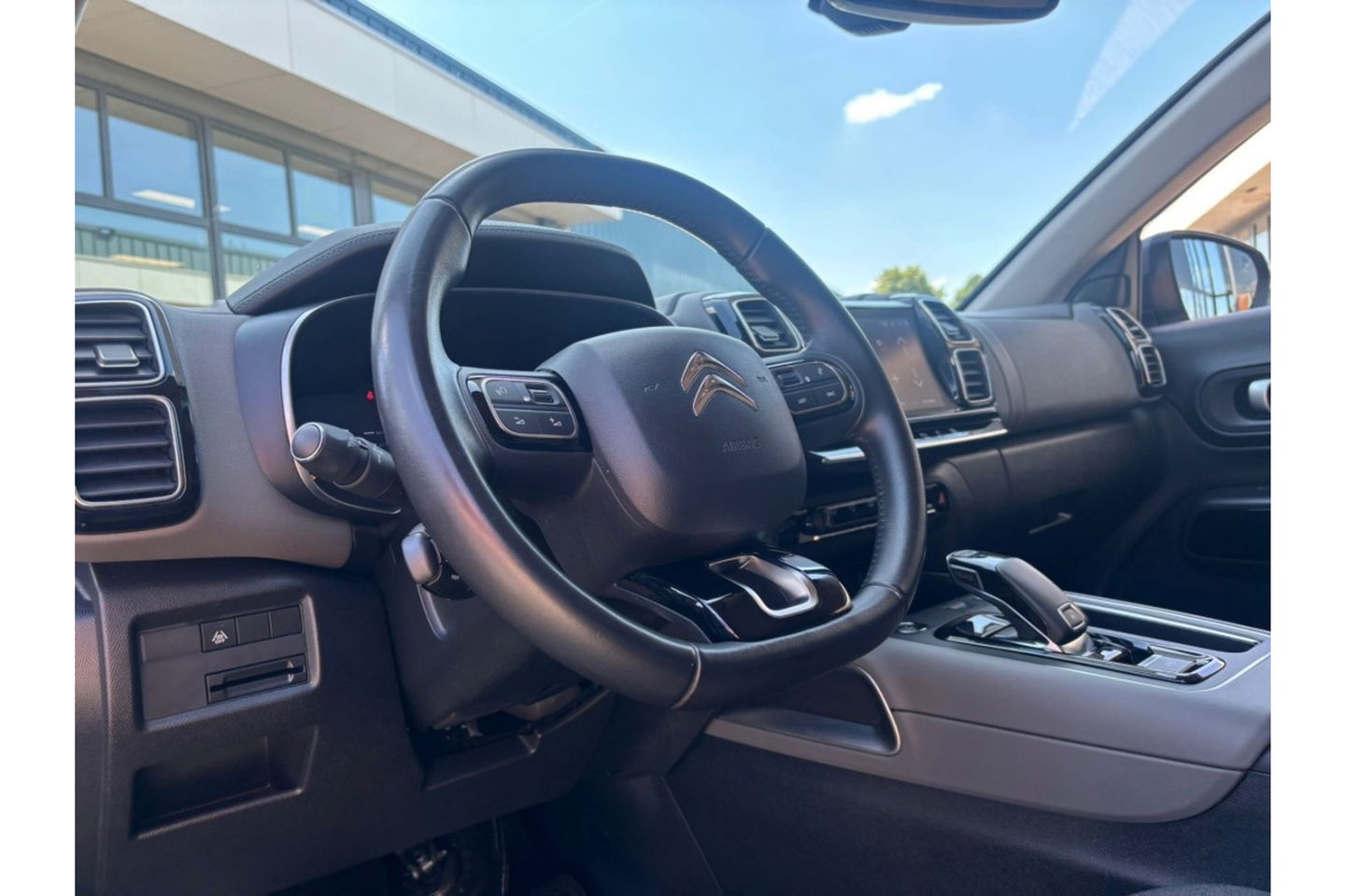 Citroën C5 Aircross 1.2 PT BUSINESS PLUS AUTOMAAT AIRCO LEER NAVI 360CAMERA.