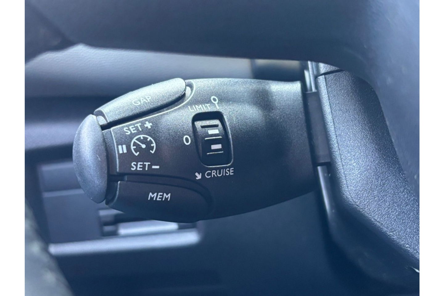 Citroën C5 Aircross 1.2 PT BUSINESS PLUS AUTOMAAT AIRCO LEER NAVI 360CAMERA.