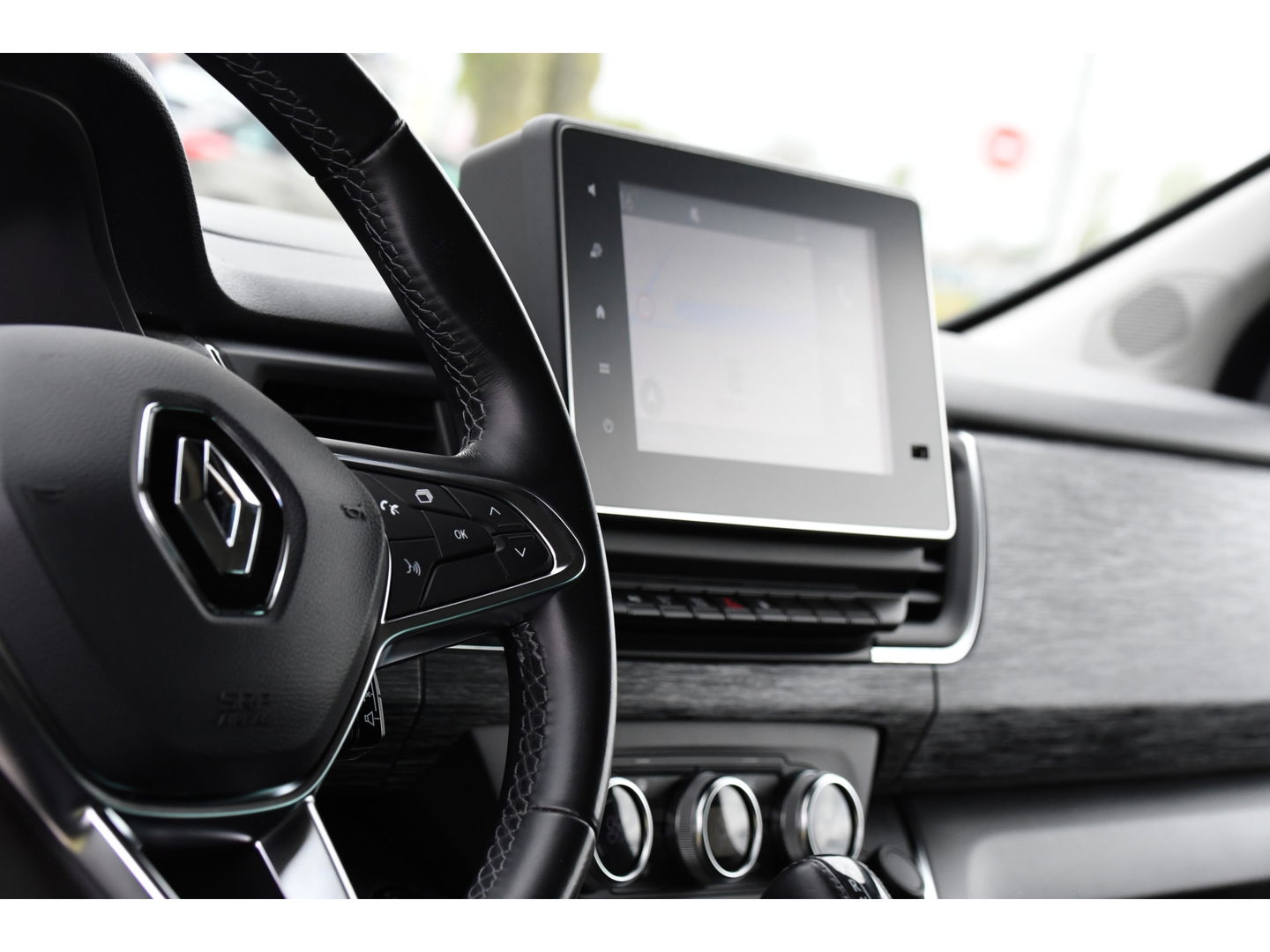 Renault Trafic 2.0 dCi 170 T29 L2H1 DC Luxe Black Edition Camera, Cruise, Carplay, 170PK, 2 x Schuifdeur, LED, Stoelverwarming, Clima, Keyless, Uniek!