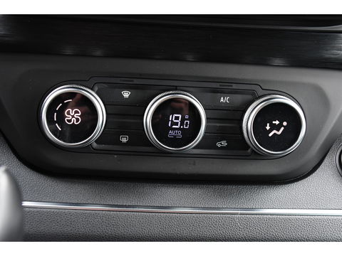 Renault Trafic 2.0 dCi 170 T29 L2H1 DC Luxe Black Edition Camera, Cruise, Carplay, 170PK, 2 x Schuifdeur, LED, Stoelverwarming, Clima, Keyless, Uniek!