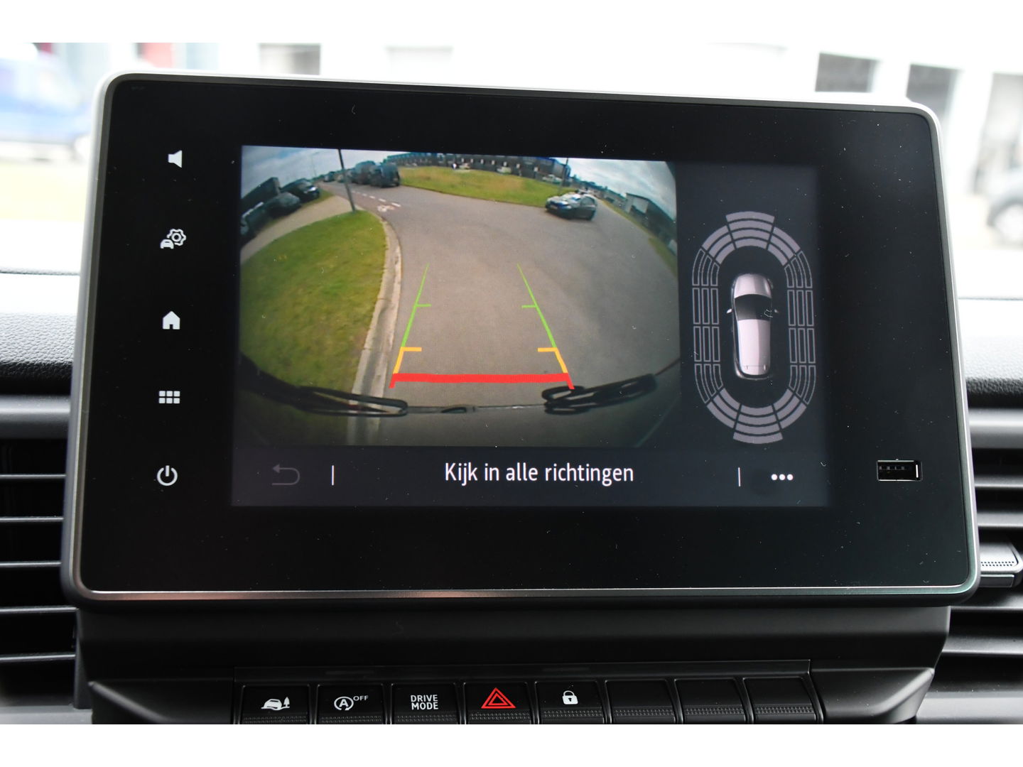 Renault Trafic 2.0 dCi 170 T29 L2H1 DC Luxe Black Edition Camera, Cruise, Carplay, 170PK, 2 x Schuifdeur, LED, Stoelverwarming, Clima, Keyless, Uniek!