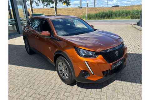Peugeot 2008 1.2 ACTIVE 130PK AUTOMAAT AIRCO CRUISE NAVI PDC CAMERA.