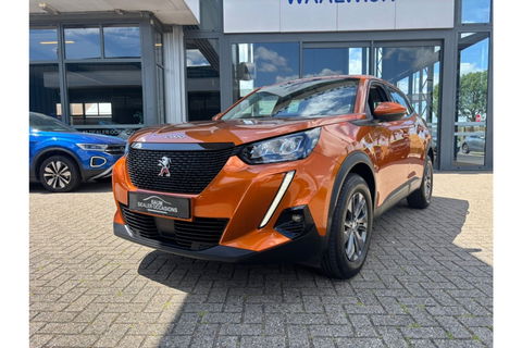 Peugeot 2008 1.2 ACTIVE 130PK AUTOMAAT AIRCO CRUISE NAVI PDC CAMERA.