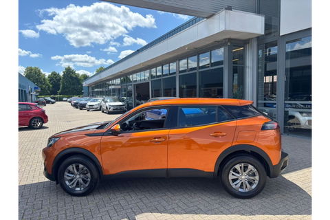 Peugeot 2008 1.2 ACTIVE 130PK AUTOMAAT AIRCO CRUISE NAVI PDC CAMERA.