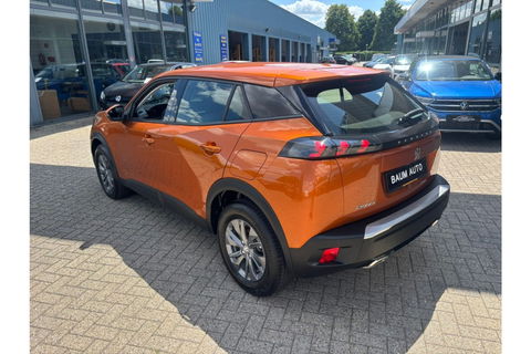Peugeot 2008 1.2 ACTIVE 130PK AUTOMAAT AIRCO CRUISE NAVI PDC CAMERA.
