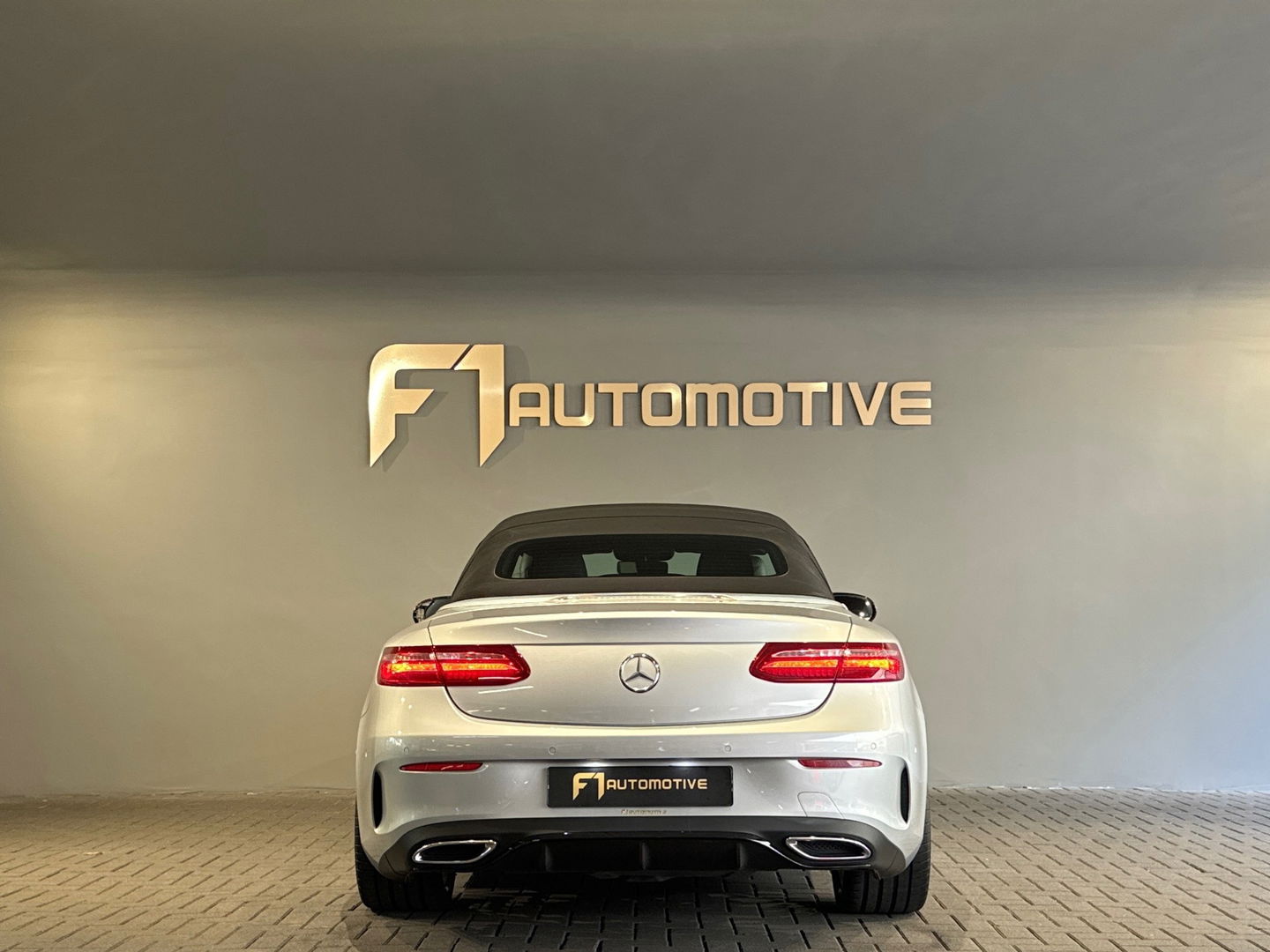 Mercedes-Benz E-Klasse Cabrio 220 d Premium+ AMG Memory|HuD