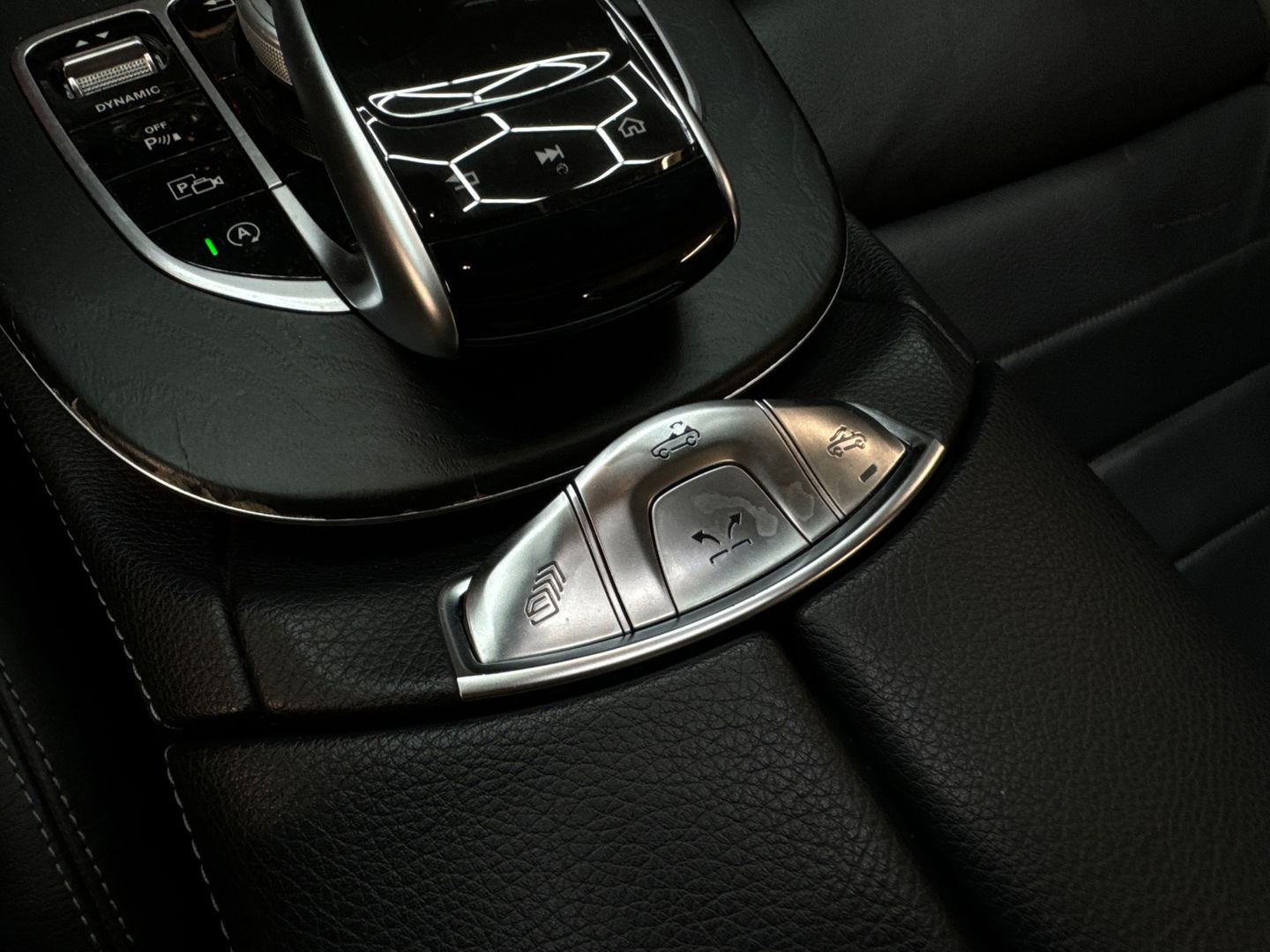 Mercedes-Benz E-Klasse Cabrio 220 d Premium+ AMG Memory|HuD