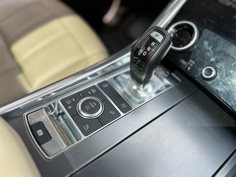 Land Rover Range Rover Sport 2.0 P400e HSE Dynamic|Pano|Meridian|Camera|Luchtvering|Carplay|Leder|400PK