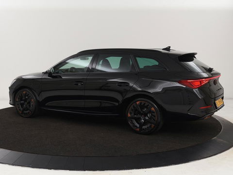 CUPRA Leon 1.4 e-Hybrid VZ Copper Edition | 245pk | Stoel & stuurverwarming | Camera | Carplay | Memory | Sportstoelen | Navigatie | Full LED | Keyless | PHEV