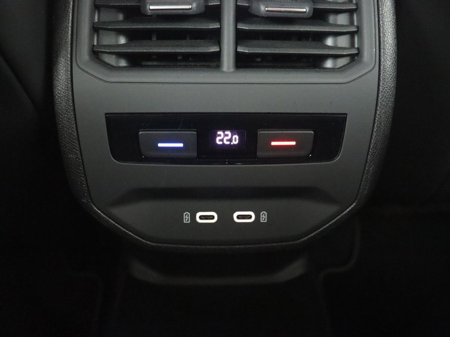 CUPRA Leon 1.4 e-Hybrid VZ Copper Edition | 245pk | Stoel & stuurverwarming | Camera | Carplay | Memory | Sportstoelen | Navigatie | Full LED | Keyless | PHEV