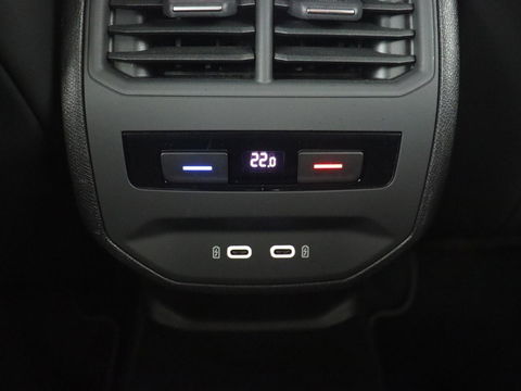 CUPRA Leon 1.4 e-Hybrid VZ Copper Edition | 245pk | Stoel & stuurverwarming | Camera | Carplay | Memory | Sportstoelen | Navigatie | Full LED | Keyless | PHEV