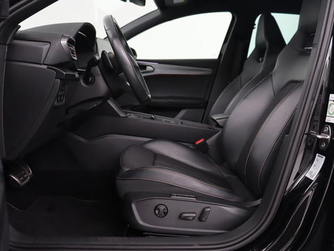 CUPRA Leon 1.4 e-Hybrid VZ Copper Edition | 245pk | Stoel & stuurverwarming | Camera | Carplay | Memory | Sportstoelen | Navigatie | Full LED | Keyless | PHEV