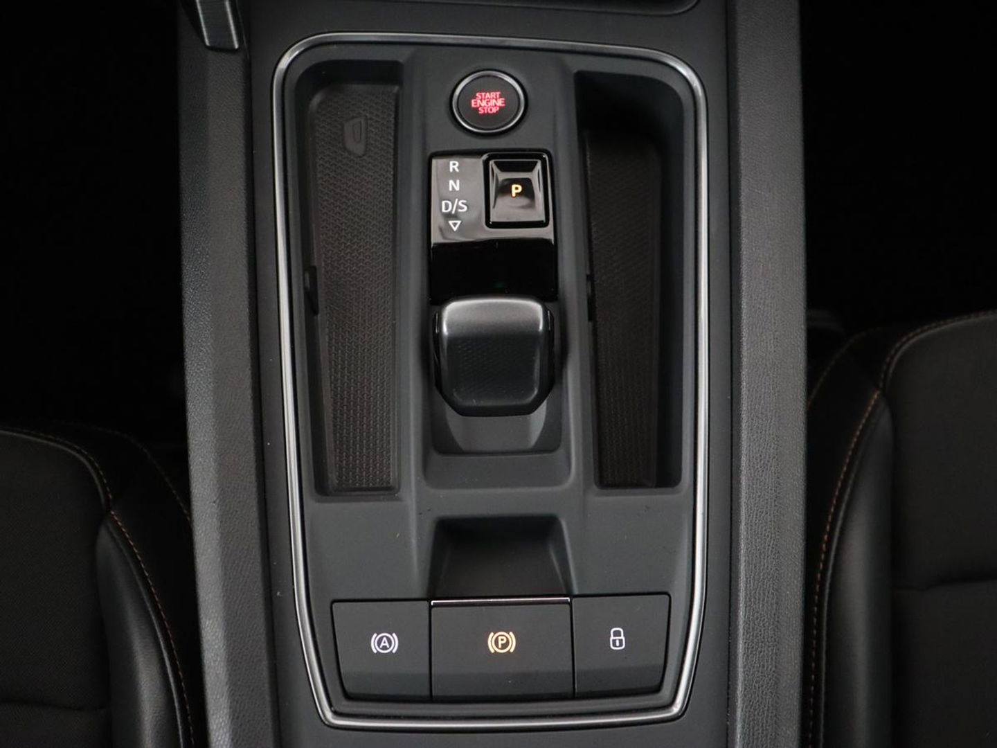 CUPRA Leon 1.4 e-Hybrid VZ Copper Edition | 245pk | Stoel & stuurverwarming | Camera | Carplay | Memory | Sportstoelen | Navigatie | Full LED | Keyless | PHEV