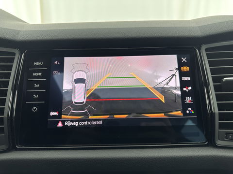 Škoda Kodiaq 1.5 TSI Sportline Business Aut. *PANO | LEATHER-ALCANTARA | FULL-LED | ADAPTIVE-CRUISE | BLIND-SPOT | MEMORY-PACK | CANTON-SOUND | CAMERA | KEYLESS | DIGI-COCKPIT | SPORT/HEATED-SEATS | DAB+ | AMBIENT-LIGHT | CARBON |