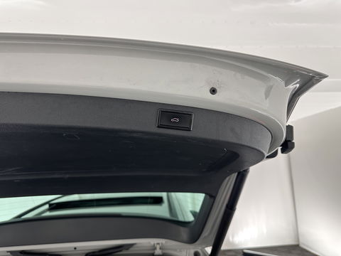 Škoda Kodiaq 1.5 TSI Sportline Business Aut. *PANO | LEATHER-ALCANTARA | FULL-LED | ADAPTIVE-CRUISE | BLIND-SPOT | MEMORY-PACK | CANTON-SOUND | CAMERA | KEYLESS | DIGI-COCKPIT | SPORT/HEATED-SEATS | DAB+ | AMBIENT-LIGHT | CARBON |