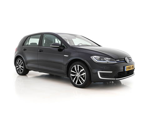 Volkswagen e-Golf E-DITION (INCL.BTW) Aut. *HEAT-PUMP | ADAPTIVE-CRUISE | FULL-LED | DAB+ | NAVI-FULLMAP | CARPLAY | HEATED-COMFORTSEATS | ECC | CCS-FASTLOADER | PARKPILOT | CARPLAY | 17''ALU*